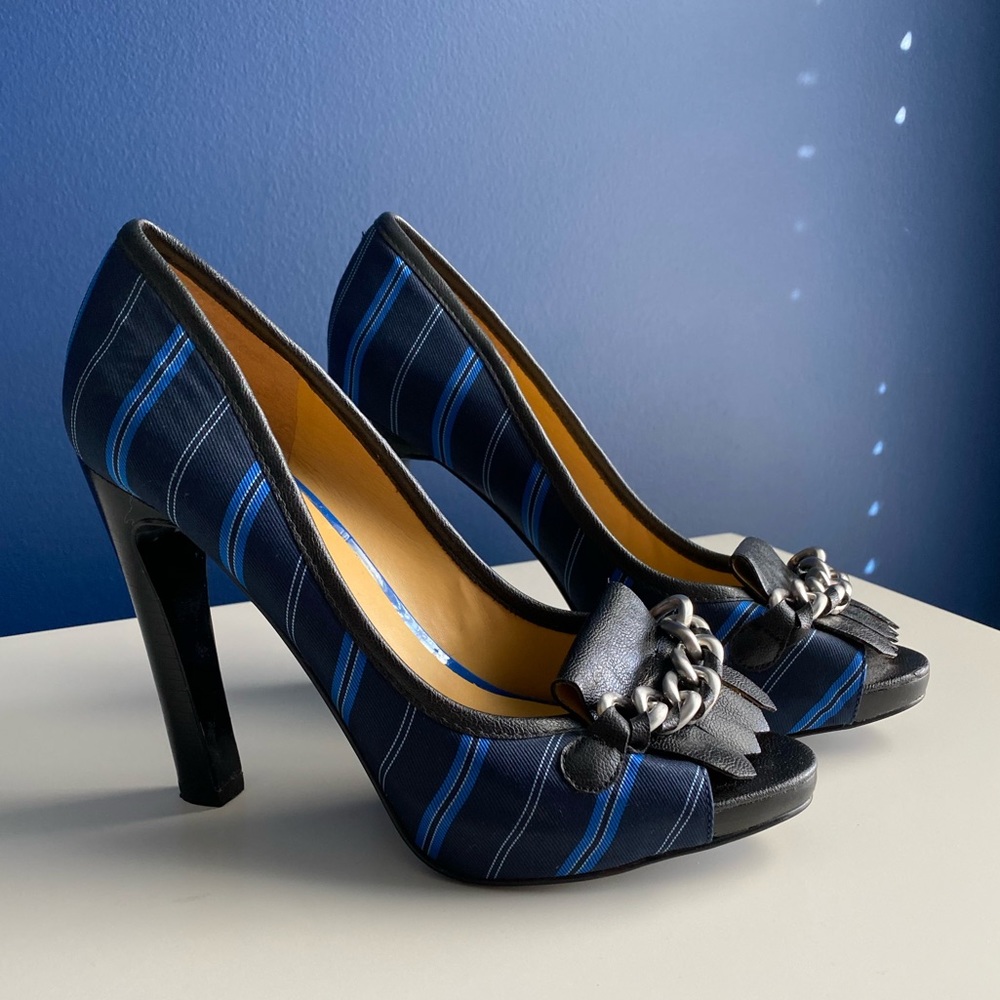 NINE WEST Like New Blue-Striped High Heels - 8